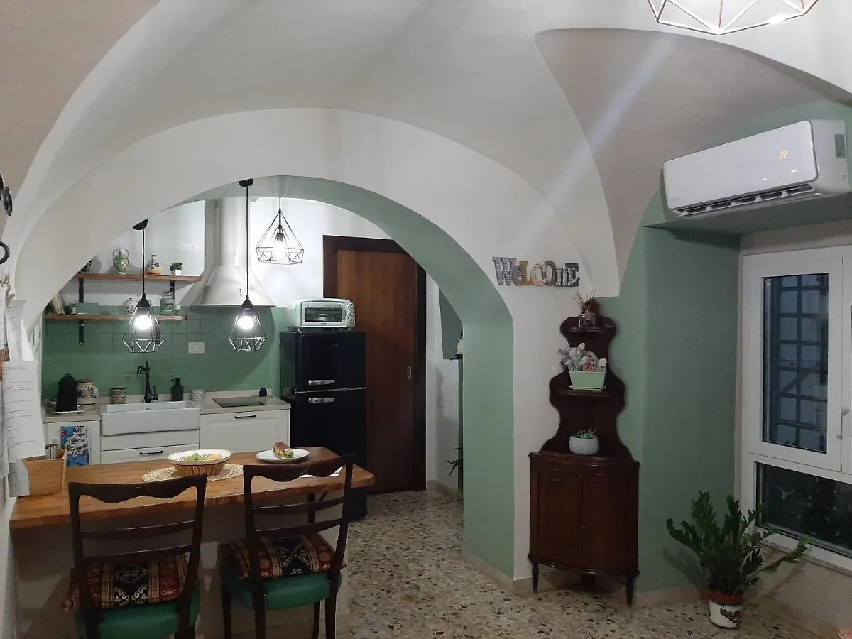 Dom wakacyjny Willa Casa Famoso Katania Włochy