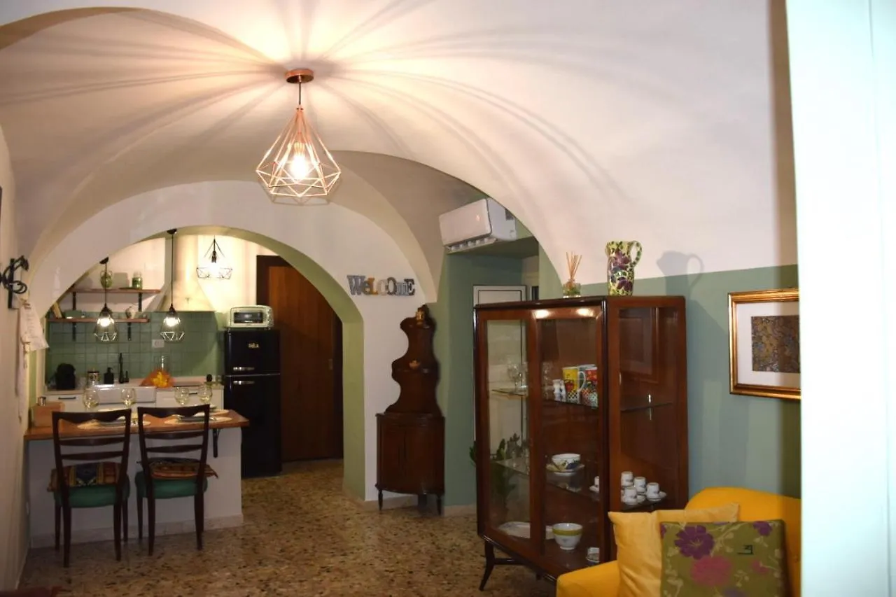 Casa Famoso Villa Catania Italy