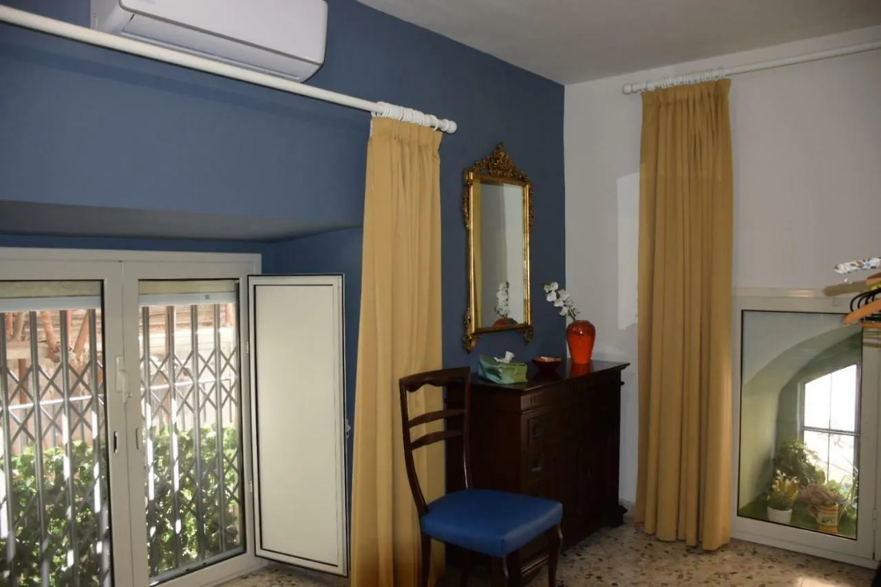 Holiday home Casa Famoso Villa Catania
